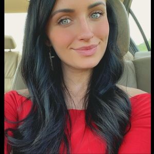 Meet your Posher, Luiza